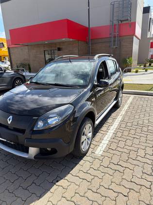 RENAULT SANDERO 1.6 STEPWAY 16V FLEX 4P AUTOMÁTICO RENAULT SANDERO 1.6 STEPWAY 16V FLEX 4P AUTOMÁTICO
